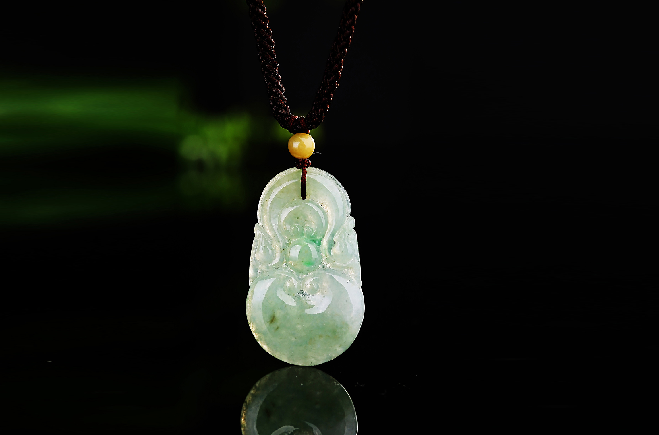 七彩云南珠宝玉石品牌